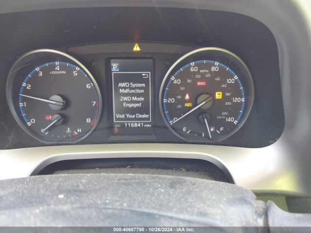 JTMBFREV0JJ195691 Toyota RAV4 LE