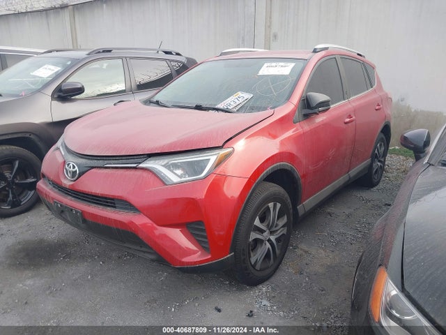 Toyota RAV4 LE 2016 2T3BFREV8GW473716 Image 2