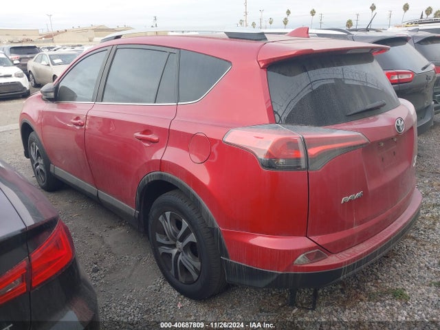 Toyota RAV4 LE 2016 2T3BFREV8GW473716 Image 3