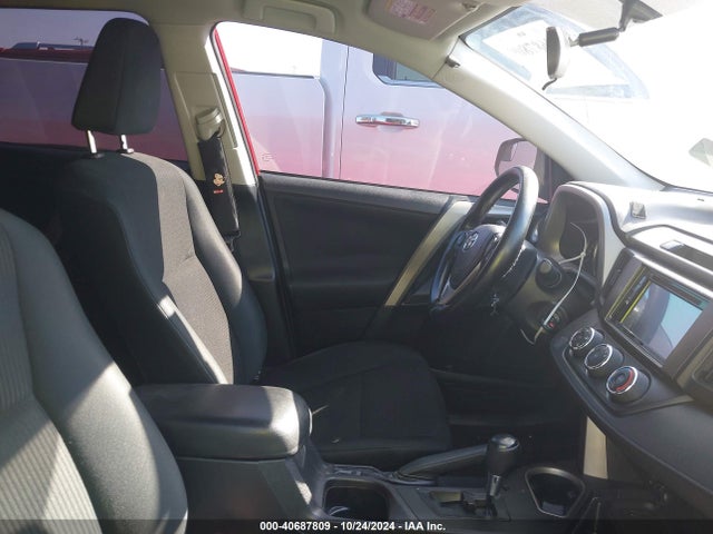 Toyota RAV4 LE 2016 2T3BFREV8GW473716 Image 5