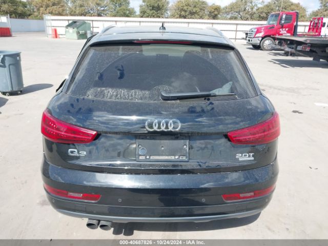 WA1JCCFSXHR007450 Audi Q3 2.0t Premium