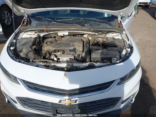 1G1ZD5ST3JF248685 Chevrolet MALIBU LT