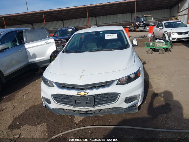 1G1ZD5ST3JF248685 Chevrolet MALIBU LT
