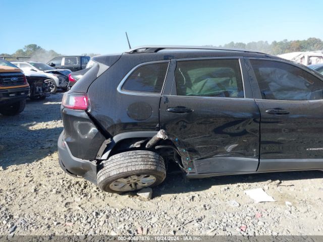 1C4PJLCB8KD296990 Jeep Cherokee Latitude Fwd