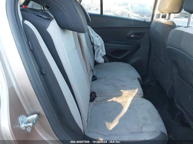 Chevrolet TRAX LS 2018 3GNCJKSB6JL386553 Image 8