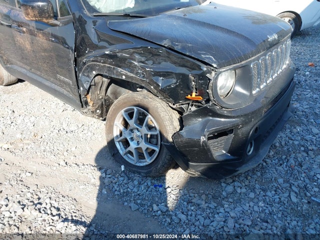 ZACNJABBXKPK08226 Jeep Renegade Latitude Fwd