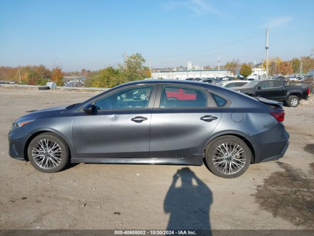 3KPF54AD3PE637423 KIA Forte Gt-line