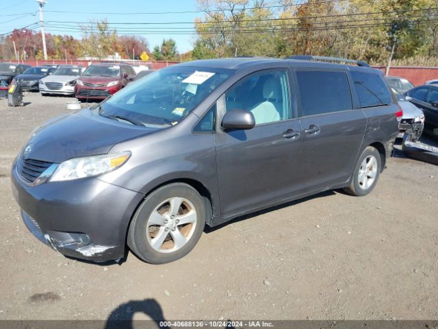 2012 TOYOTA SIENNA 5TDKK3DC4CS265627 Photo 1