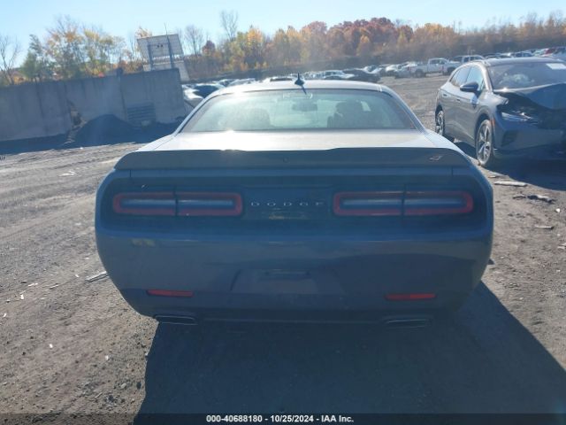 2C3CDZGG8JH205303 Dodge Challenger Gt Awd