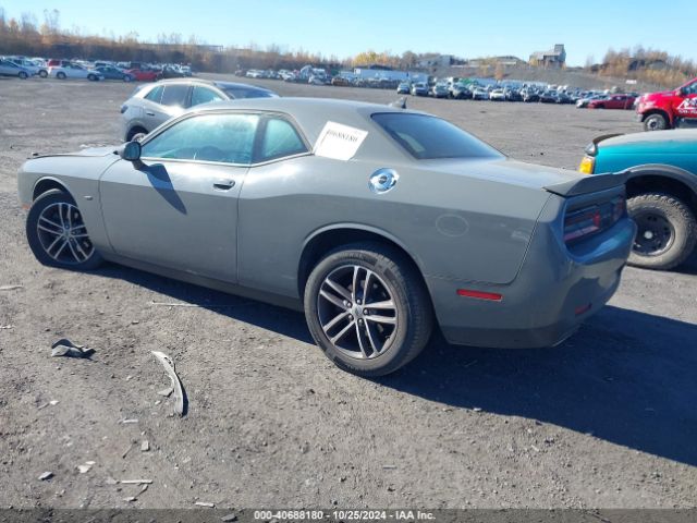 2C3CDZGG8JH205303 Dodge Challenger Gt Awd