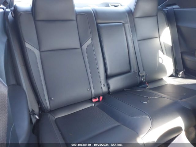 2C3CDZGG8JH205303 Dodge Challenger Gt Awd