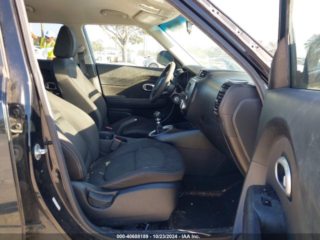 KIA Soul 2016 KNDJN2A28G7403162 Image 5