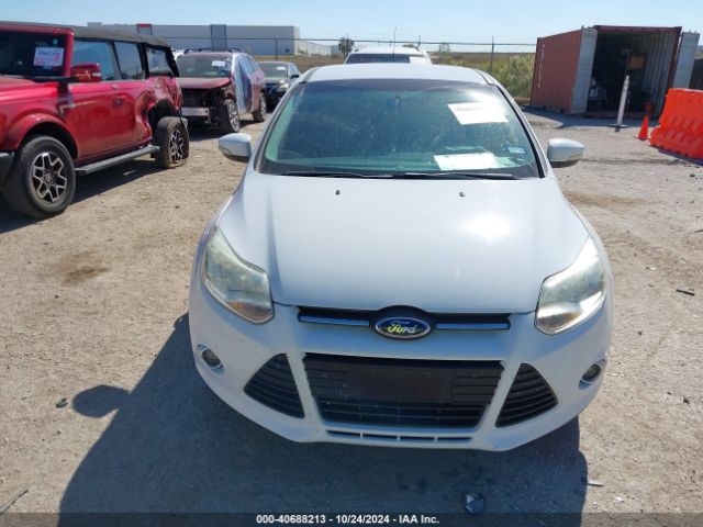 1FADP3K27EL197189 Ford FOCUS SE