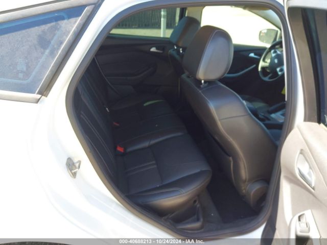 1FADP3K27EL197189 Ford FOCUS SE