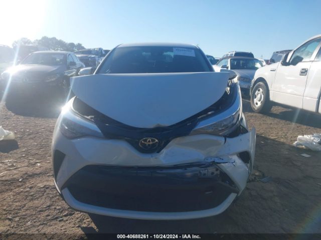 NMTKHMBX5MR127184 Toyota C-HR LE