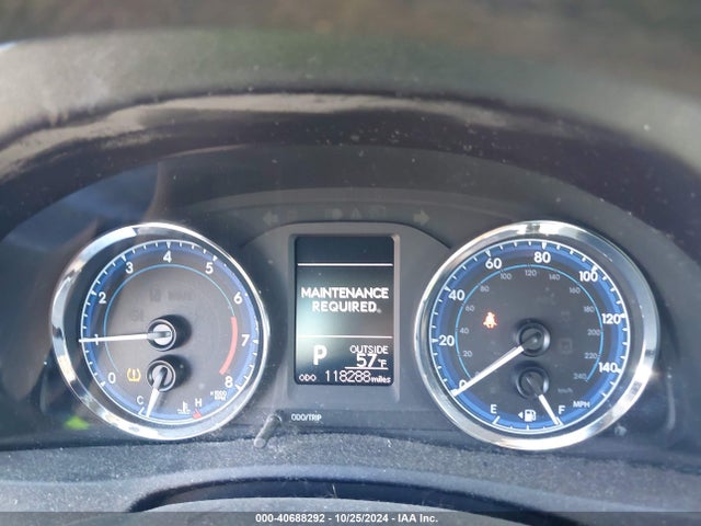 Toyota COROLLA LE 2018 5YFBURHE5JP831440 Image 7