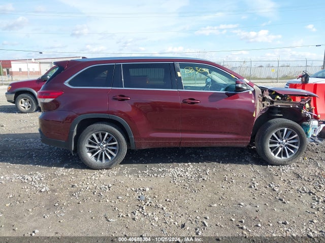 Toyota Highlander Xle 2018 5TDJZRFH5JS844920 Image 13