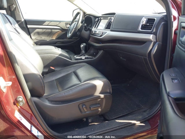 Toyota Highlander Xle 2018 5TDJZRFH5JS844920 Image 5