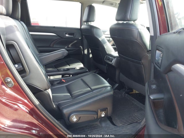 Toyota Highlander Xle 2018 5TDJZRFH5JS844920 Image 8