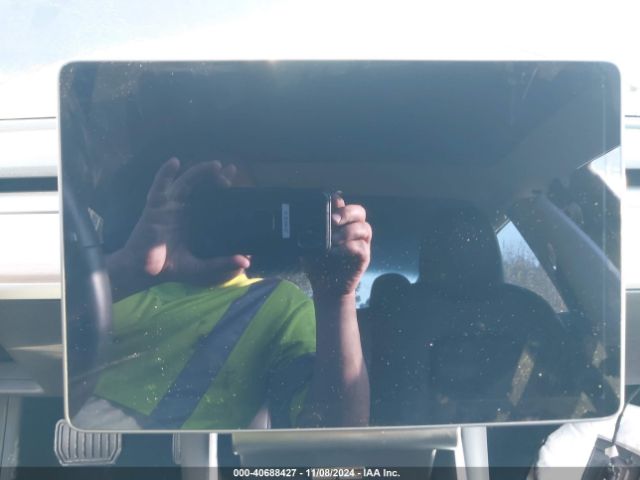5YJ3E1EB7KF210002 Tesla Model 3 Long Range/performance