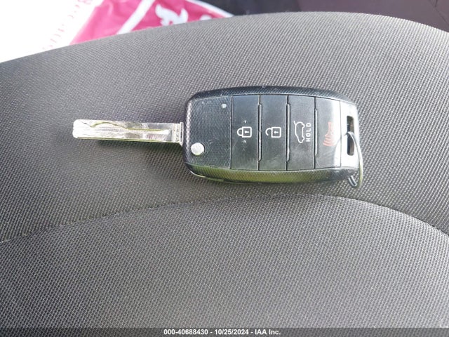 KIA Soul 2017 KNDJN2A21H7462068 Image 11