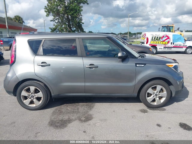 KIA Soul 2017 KNDJN2A21H7462068 Image 13