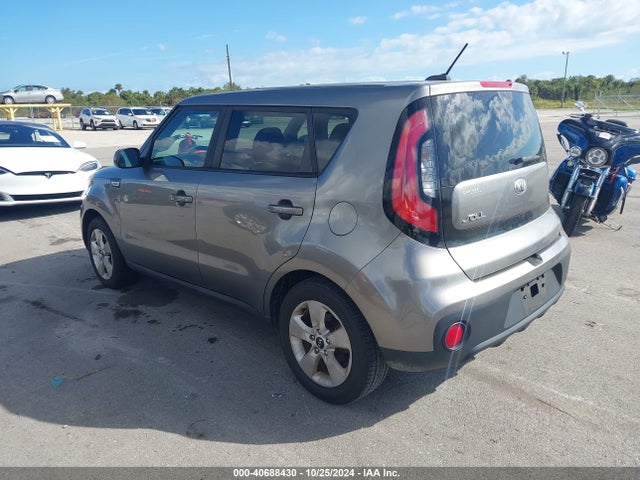 KIA Soul 2017 KNDJN2A21H7462068 Image 3
