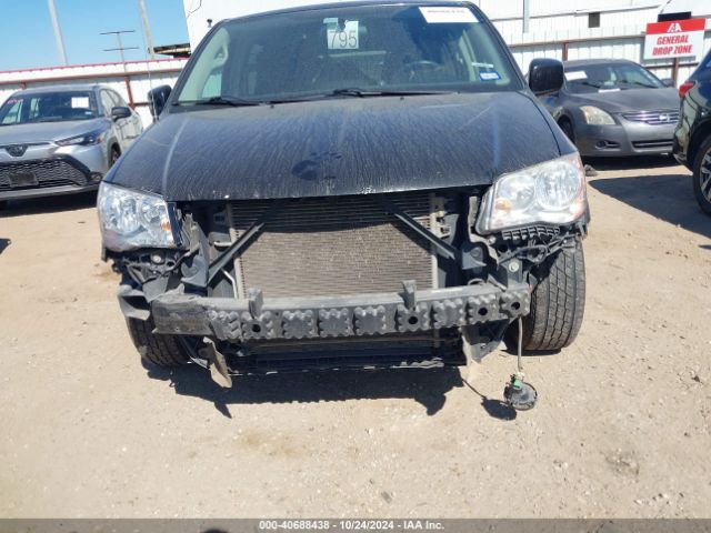 2C4RC1BG2GR101023 Chrysler Town & Country Touring