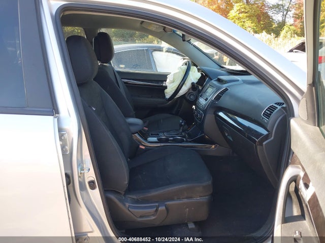 KIA SORENTO LX 2014 5XYKTCA69EG546172 Image 5