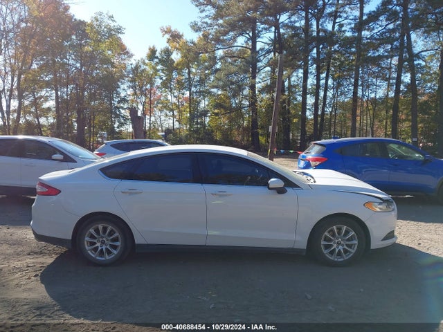 Ford FUSION S 2016 3FA6P0G73GR244220 Image 13