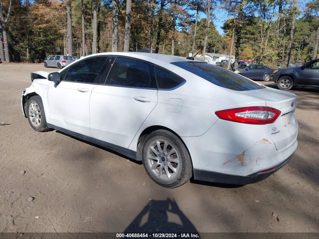 Ford FUSION S 2016 3FA6P0G73GR244220 Image 3