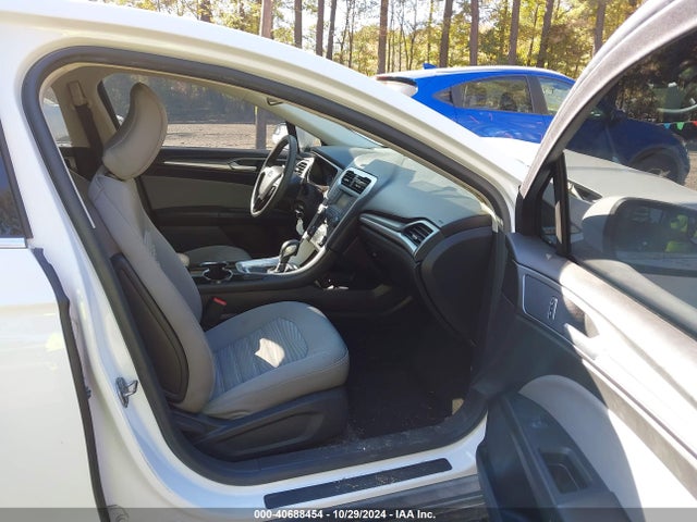 Ford FUSION S 2016 3FA6P0G73GR244220 Image 5