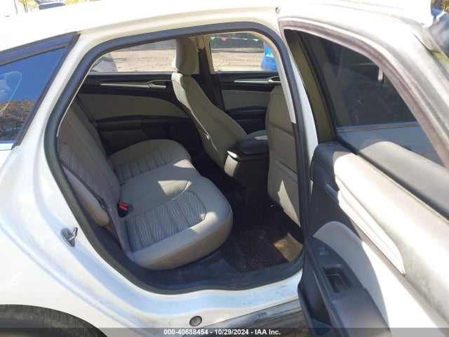 Ford FUSION S 2016 3FA6P0G73GR244220 Image 8