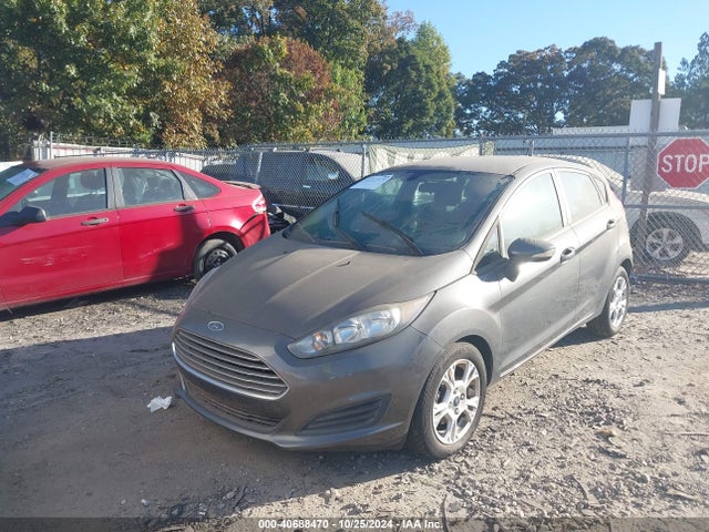Ford FIESTA SE 2016 3FADP4EJ5GM114515 Image 2
