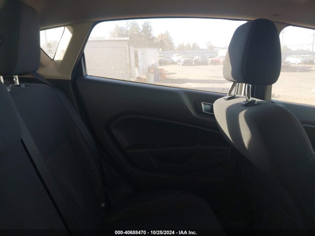 Ford FIESTA SE 2016 3FADP4EJ5GM114515 Image 8