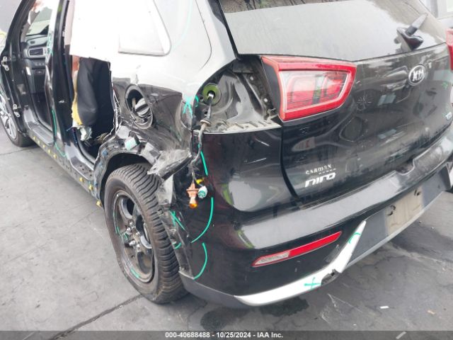 KNDCB3LC1J5133563 KIA NIRO LX
