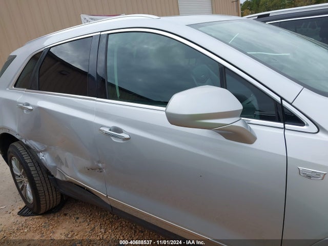 1GYKNDRS7JZ188206 Cadillac XT5 LUXURY