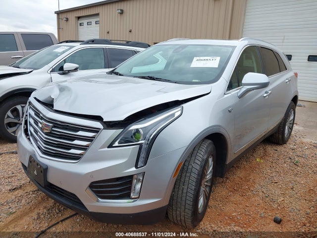 2018 CADILLAC XT5 1GYKNDRS7JZ188206 Photo 1