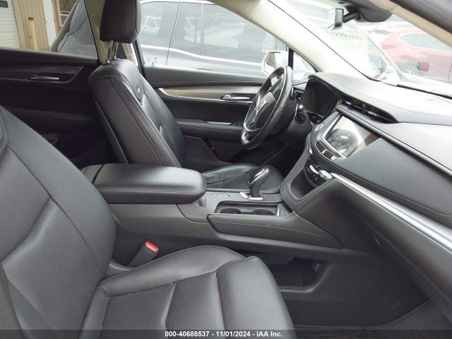 2018 CADILLAC XT5 1GYKNDRS7JZ188206 Photo 4