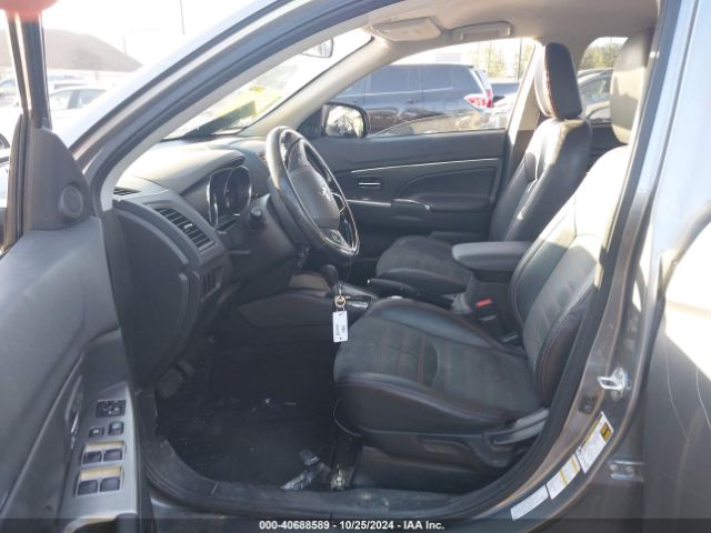 JA4AP3AW5JU013254 Mitsubishi Outlander Sport 2.4 Se