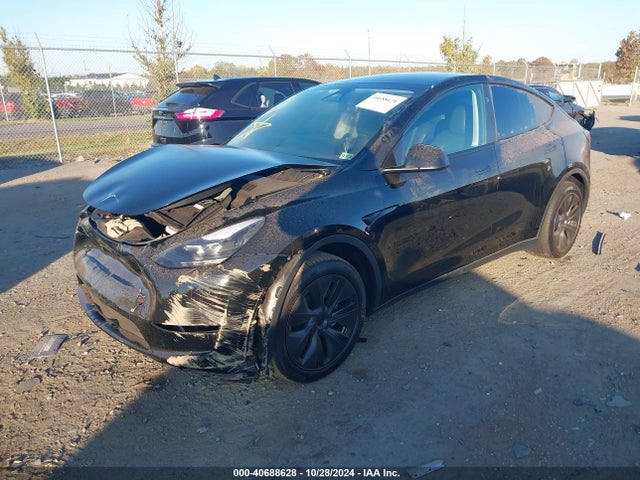 2024 TESLA MODEL Y 7SAYGDED0RF156641 Photo 1