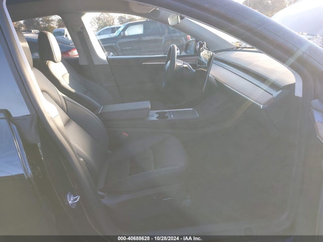 2024 TESLA MODEL Y 7SAYGDED0RF156641 Photo 4
