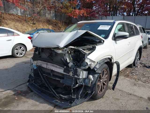 Toyota Highlander Xle 2018 5TDJZRFHXJS543978 Image 6