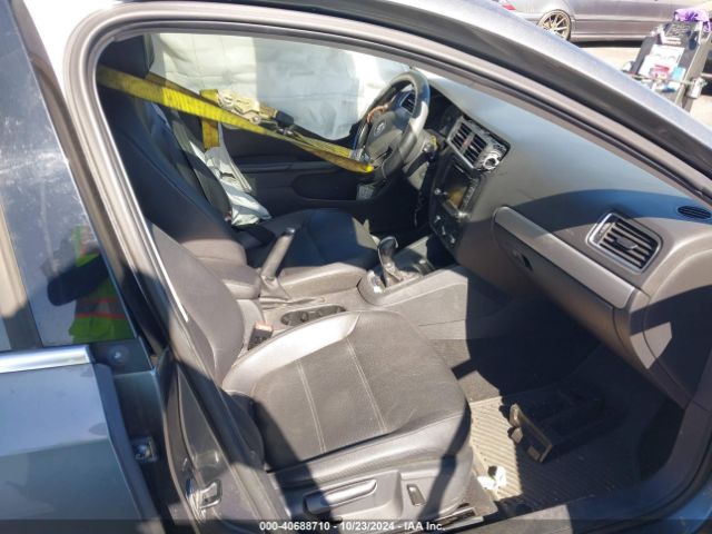 3VWD17AJ5EM316705 Volkswagen Jetta 1.8t Se
