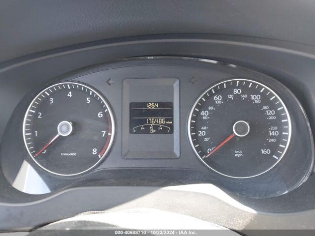 3VWD17AJ5EM316705 Volkswagen Jetta 1.8t Se