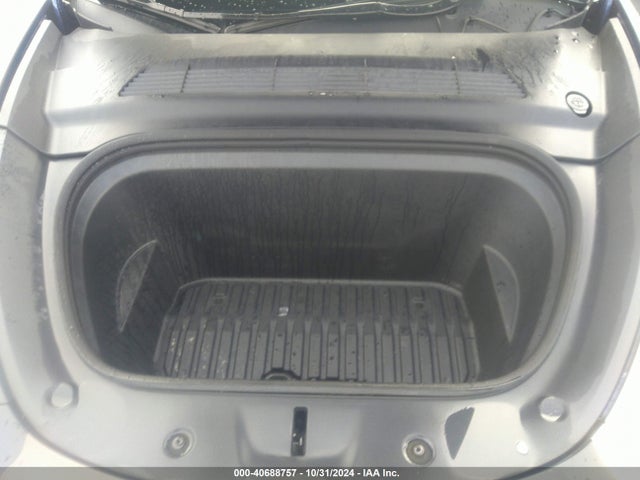 2023 TESLA MODEL Y 7SAYGDEE4PA178726 Photo 9