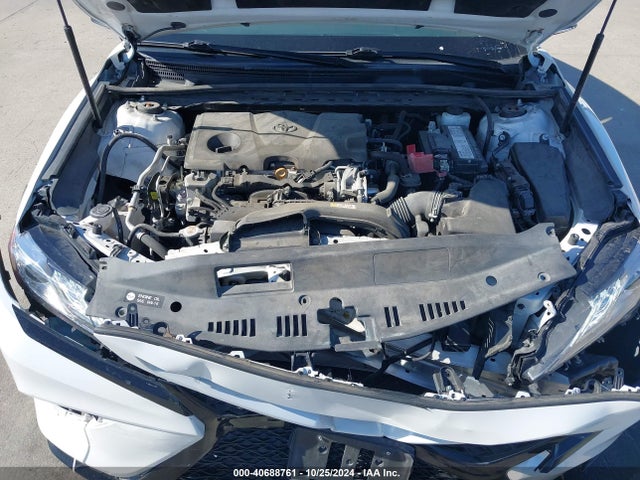 4T1B61HK5KU824828 Toyota CAMRY XSE
