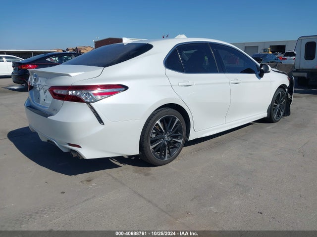 4T1B61HK5KU824828 Toyota CAMRY XSE
