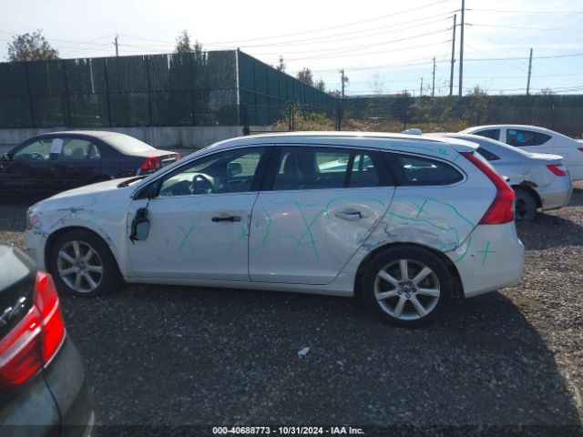YV140MEK0G1296025 Volvo V60 T5 Drive-e Premier