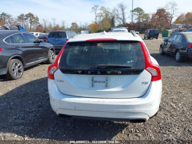 YV140MEK0G1296025 Volvo V60 T5 Drive-e Premier